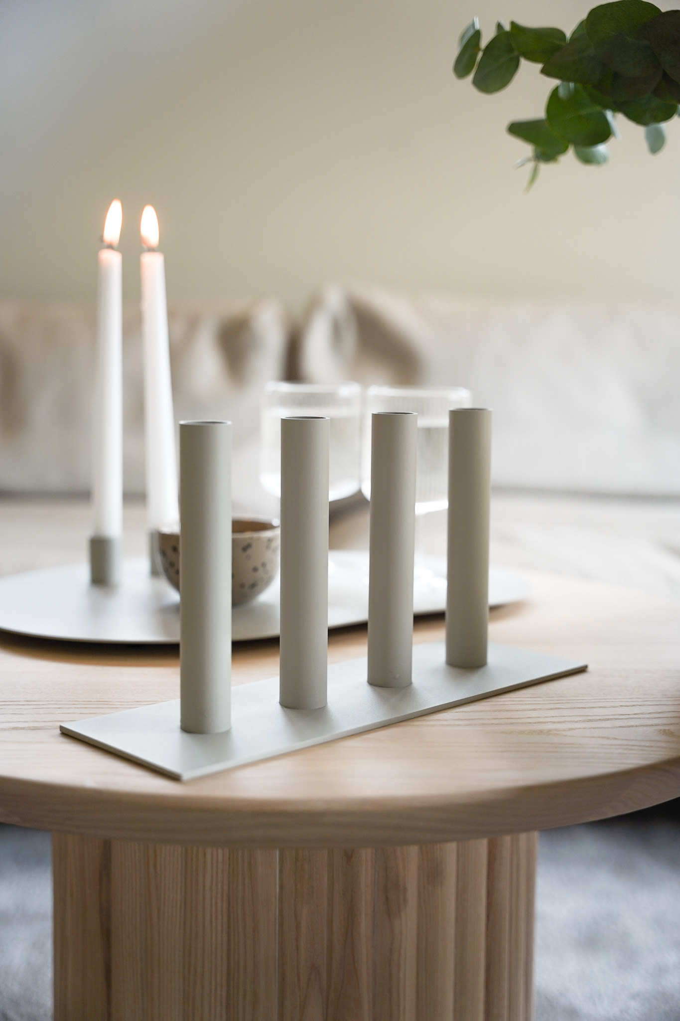 Beige adventsljusstake